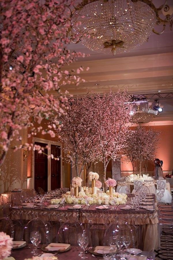 decor reception mariage rose poudre theme princesse avec decors japonais romantique fleurs de ceririser